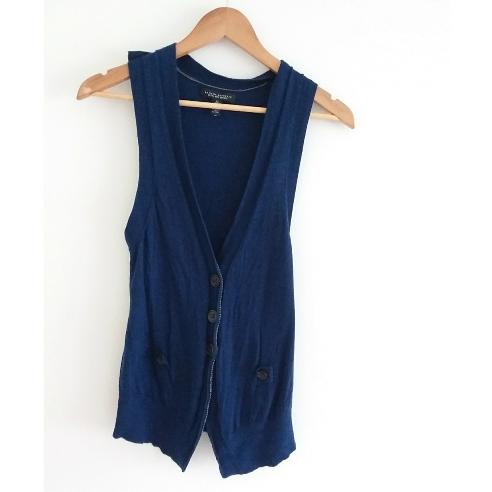 Banana republic sweater vest xs
